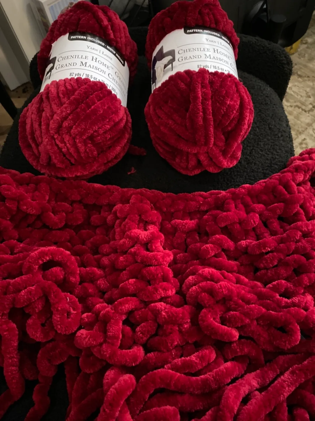 Chenille Home Grand Yarn - Burgundy image indicator(4)