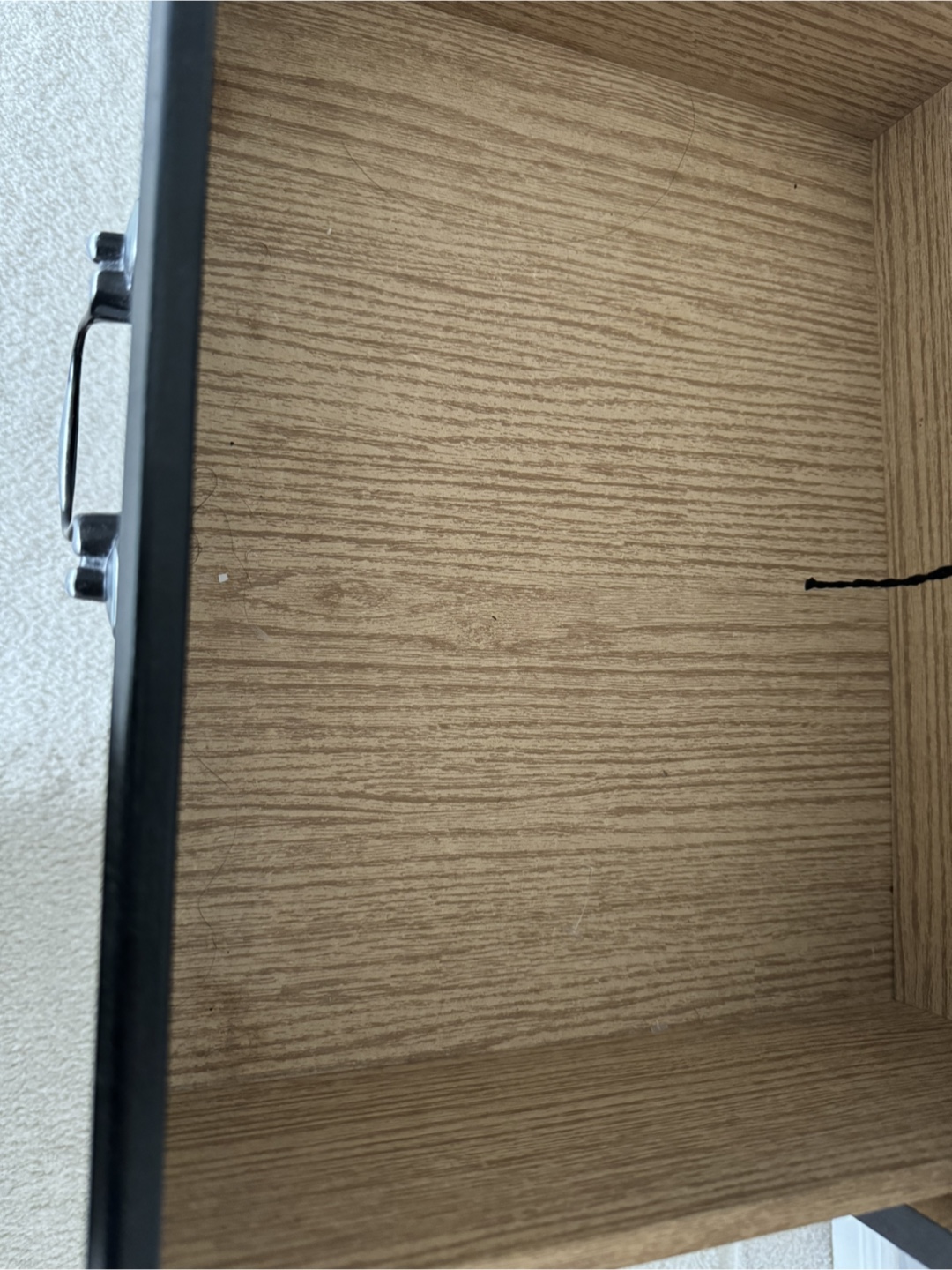 Bedroom Set - Queen Bed + 2 Nightstands - photo 3