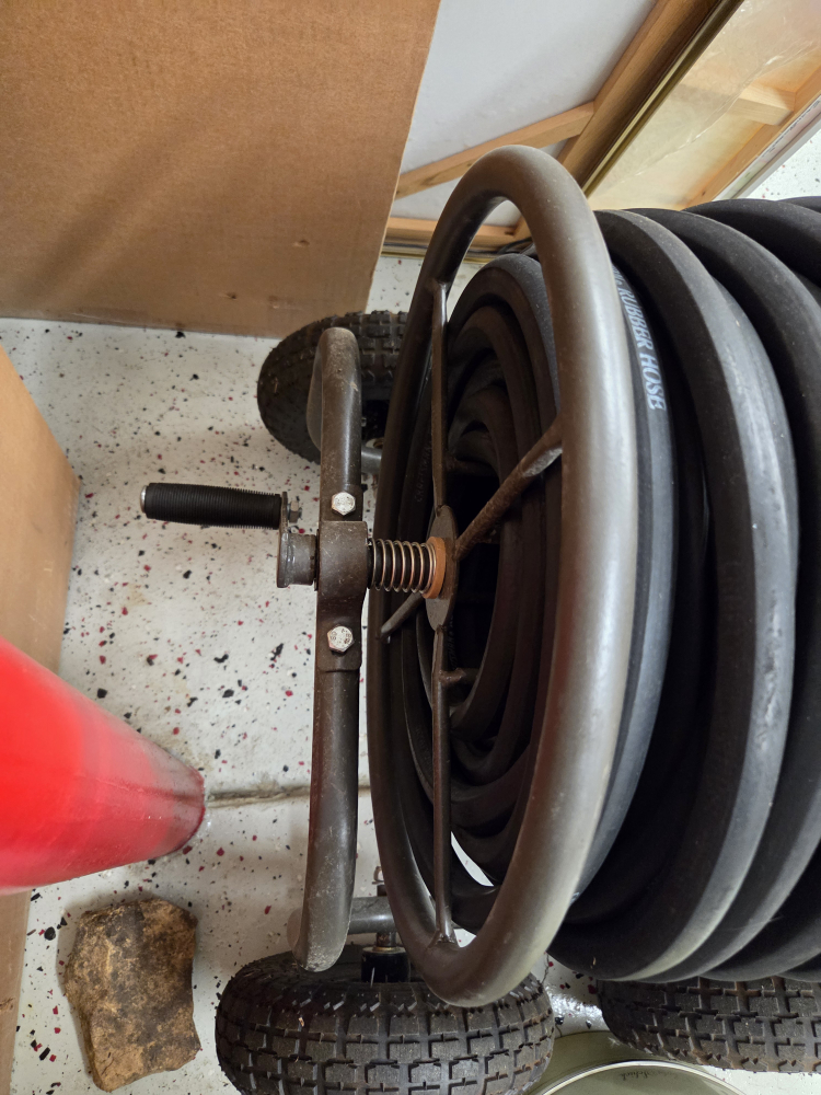 Hose Reel Cart with Hose 250 feet - photo 2