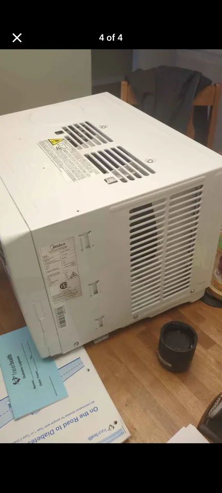 Midea Window Air Conditioner with Remote thumbnail