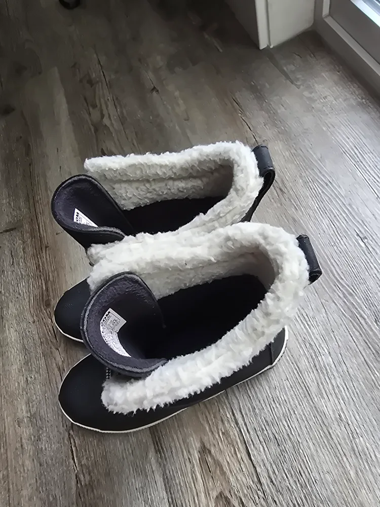 Sorel Black Winter Boots image indicator(3)