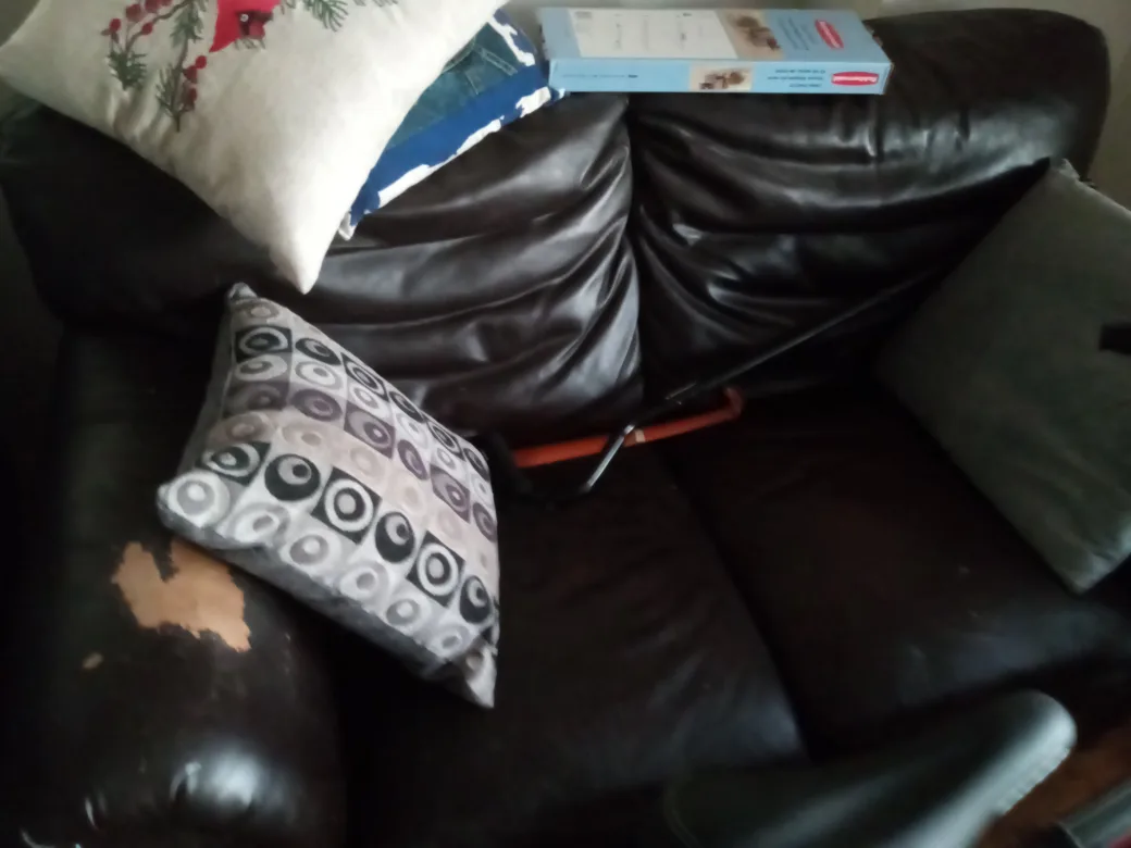 used leather couch thumbnail