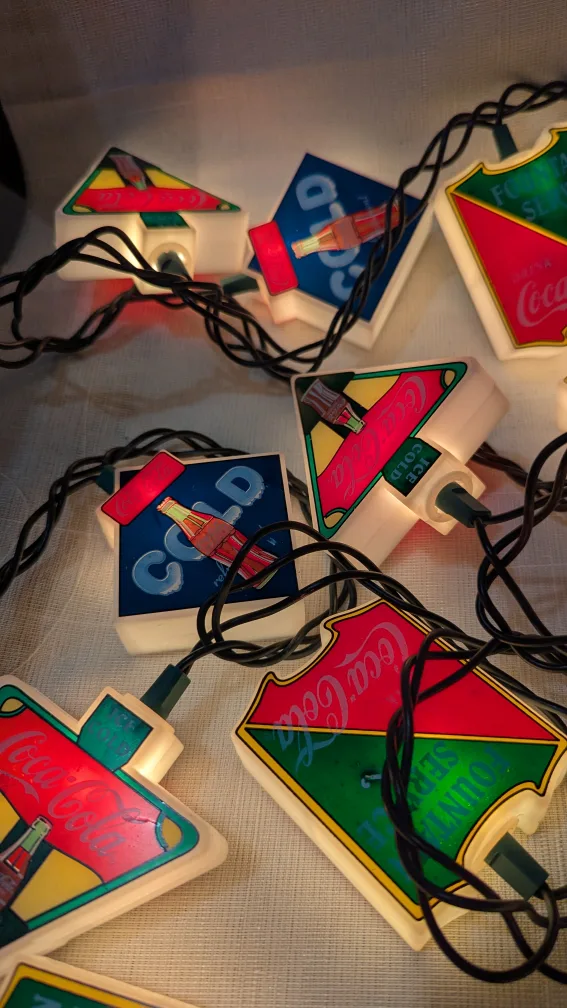 Coca-Cola String Lights in the shape of vintage signs 2 sets 🇨🇦 image indicator(6)