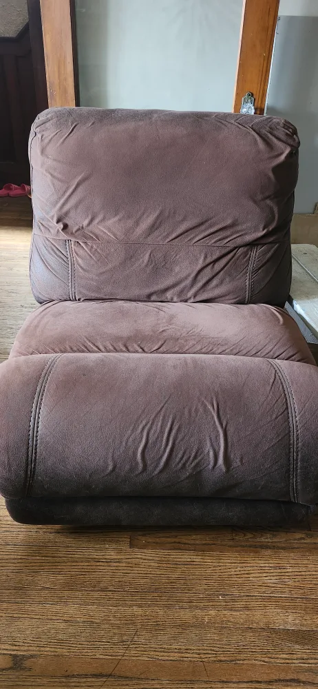 SECTIONAL COUCHES TO SELL...BEST OFFER. image indicator(4)