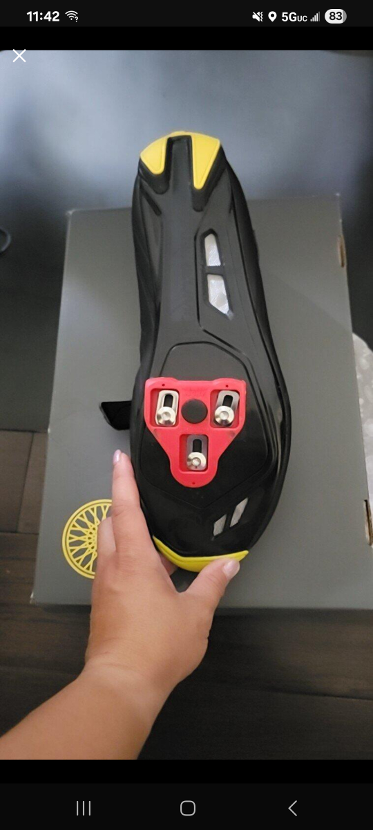 SoulCycle at-home bike + cycling shoes - photo 5