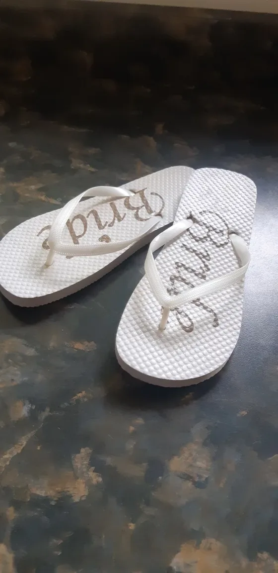 Bride Flip Flops - White image indicator(2)