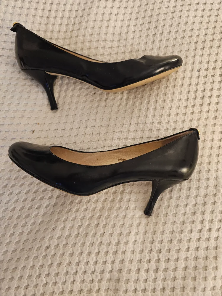 Michael Kors Black Patent Heels - 7.5 M image indicator(3)
