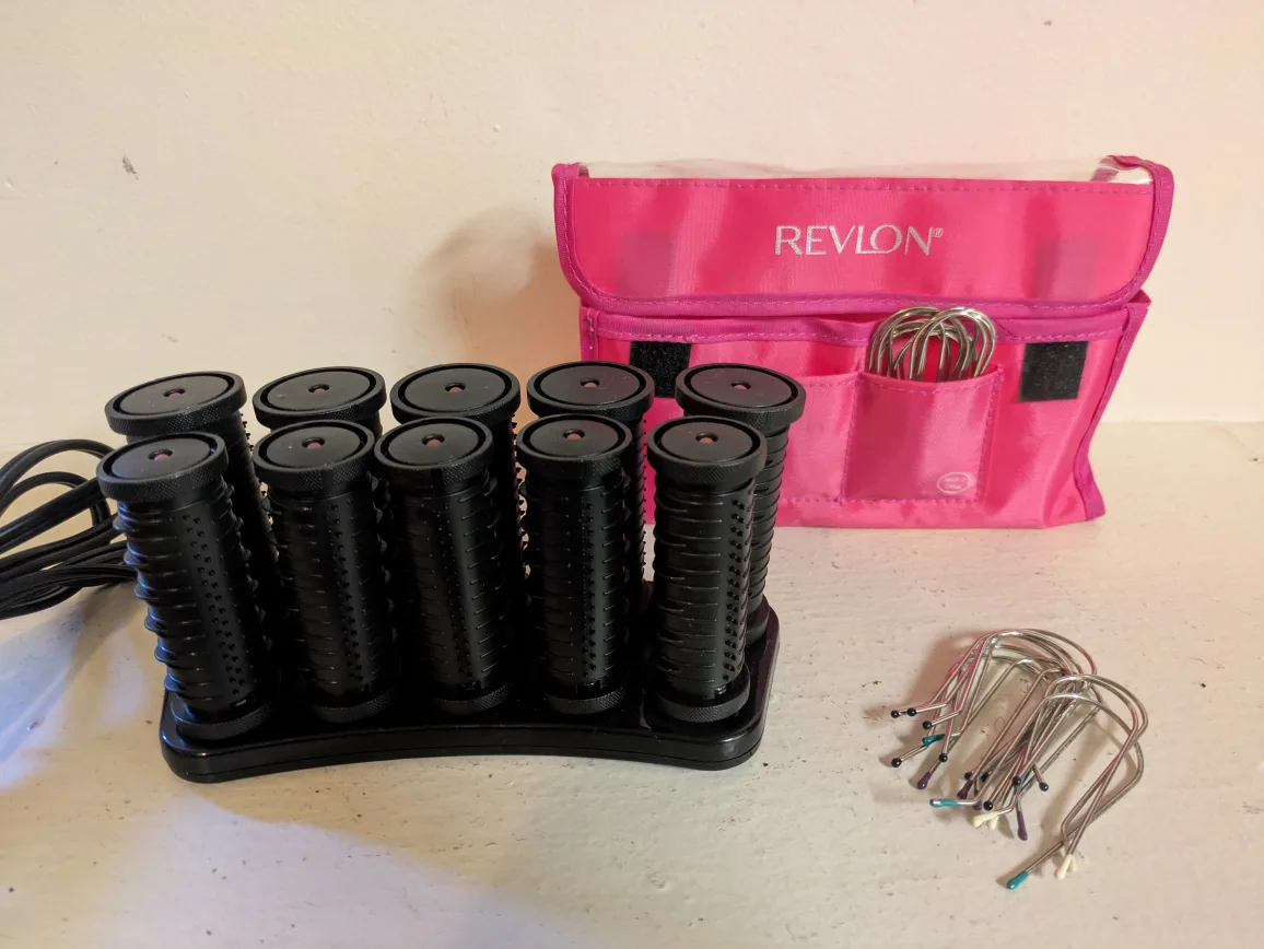Revlon Hairsetter Curlers with Clips & Case thumbnail