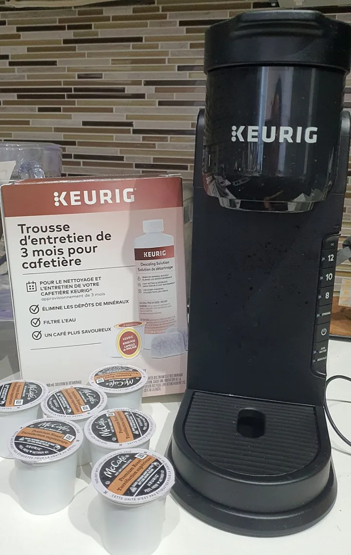Keurig Coffee Maker with Cleaning Kit & Pods thumbnail