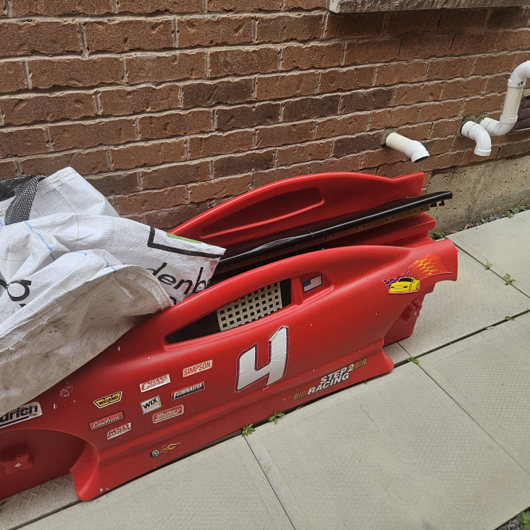 Step2 Race Car Bed