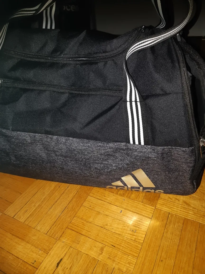 Adidas Duffel Bag 🇨🇦 image indicator(2)