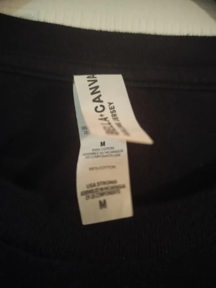 ”House"/ "Hausu” graphic long-sleeve shirt image indicator(3)