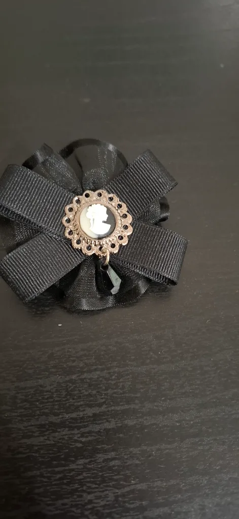 Black Ribbon Cameo Brooch thumbnail