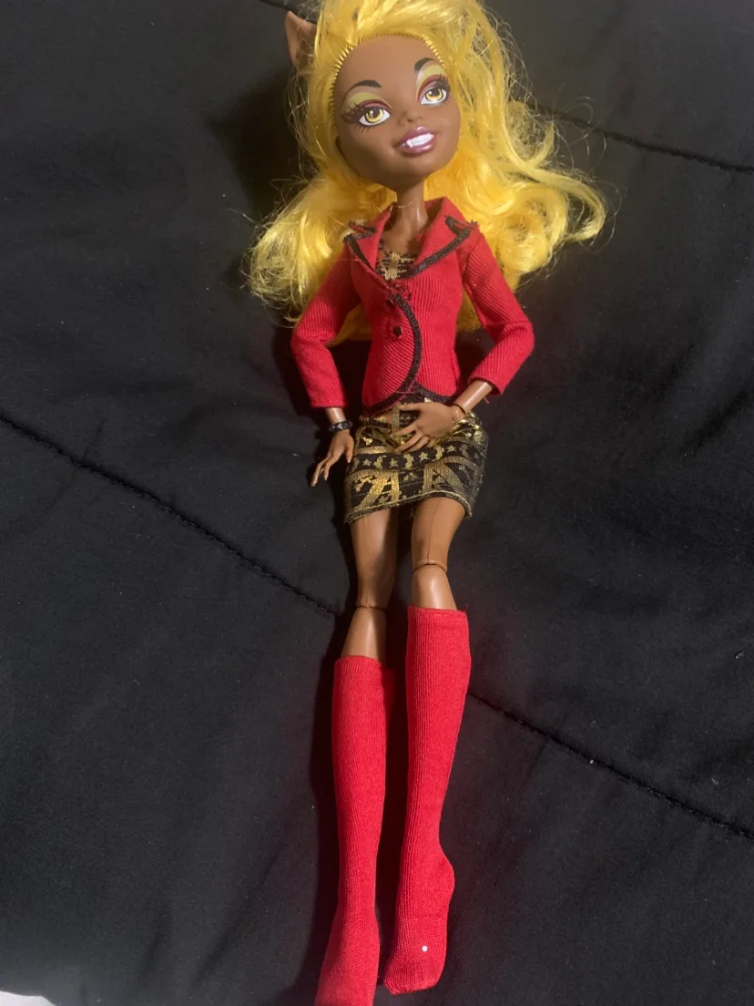 $30 MH Clawdia doll thumbnail
