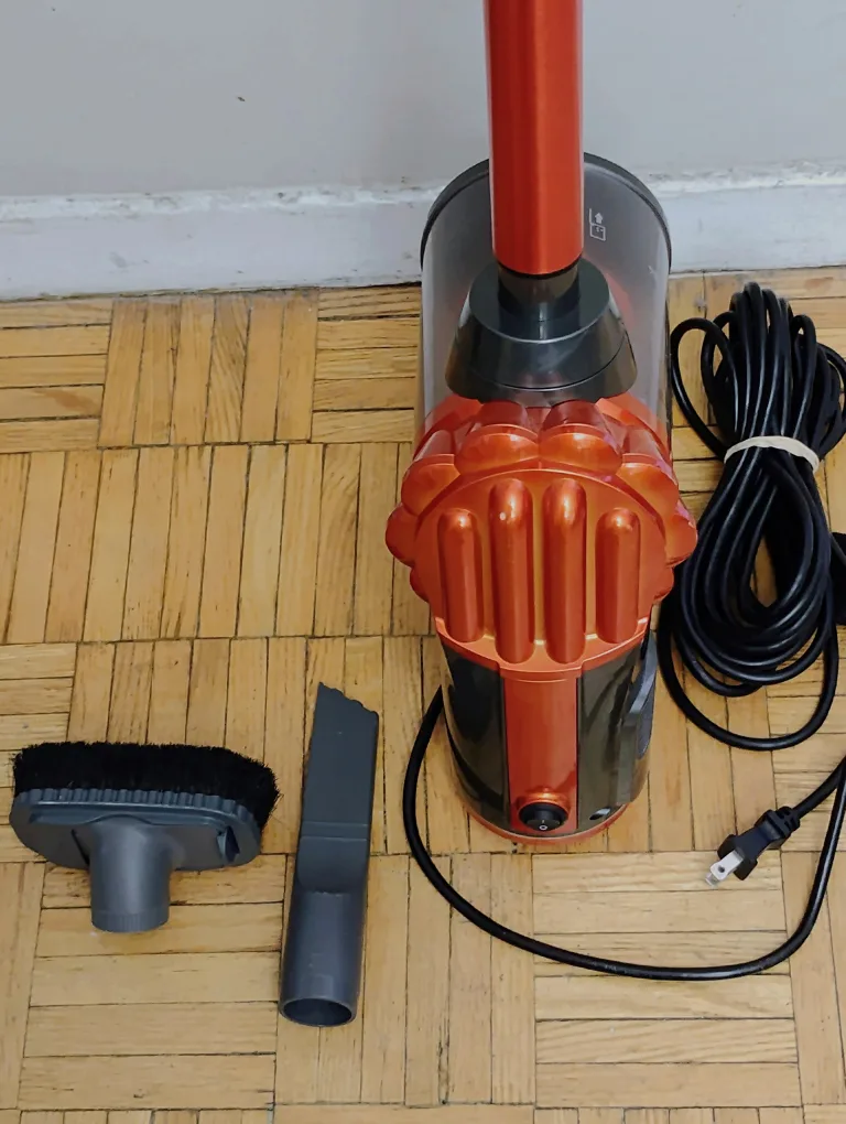 iWoly 600 Corded Bagless Cyclone stick Vac thumbnail