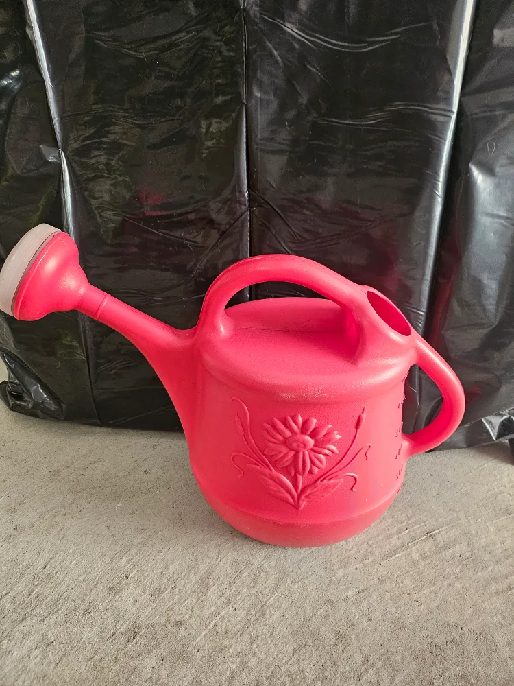 Red Plastic Watering Can 🇨🇦 thumbnail