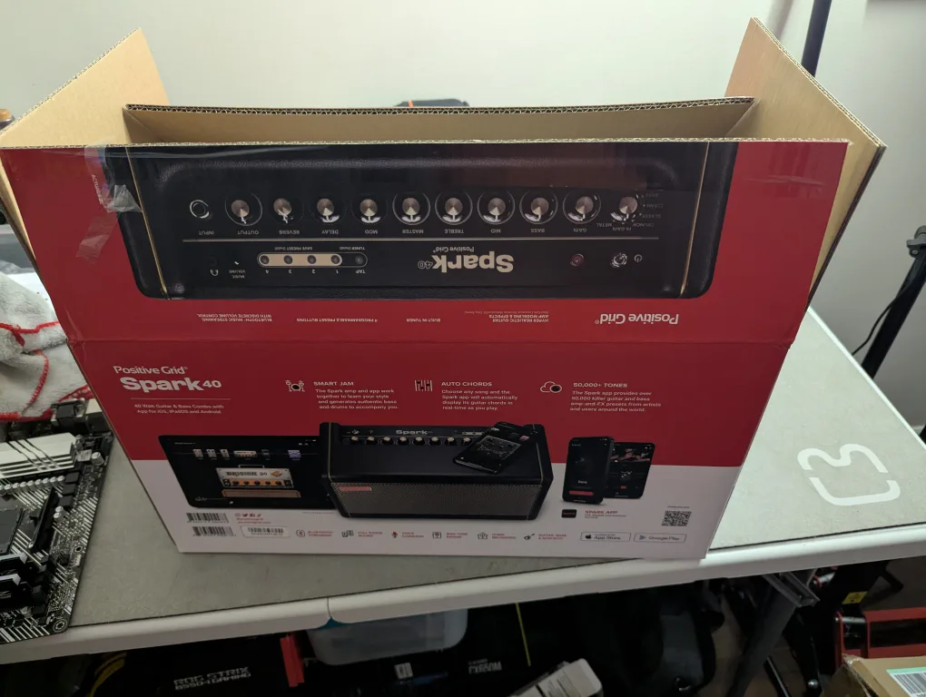 Positive Grid Spark 40 Guitar Amplifier image indicator(2)