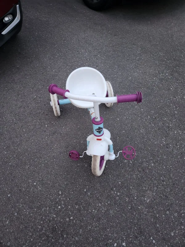 Disney Frozen 2 Toddler Tricycle image indicator(4)