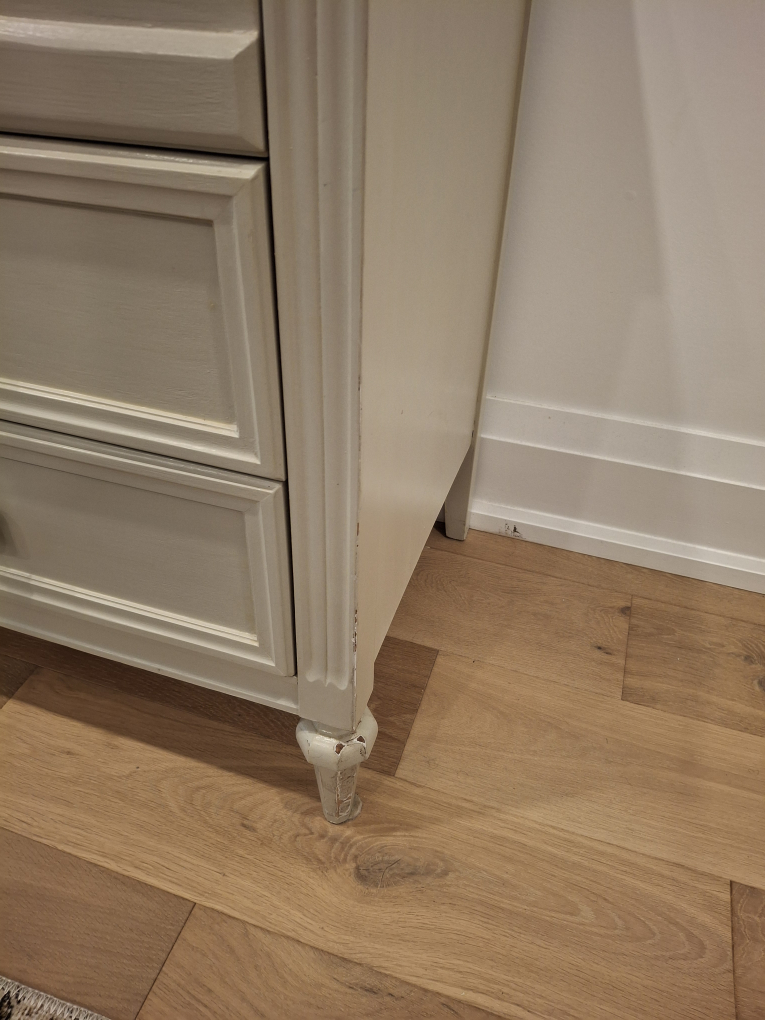 9-Drawer Dresser in Beige - photo 3