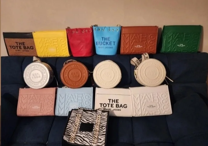 Marc Jacobs Designer Handbags - Purses image indicator(2)