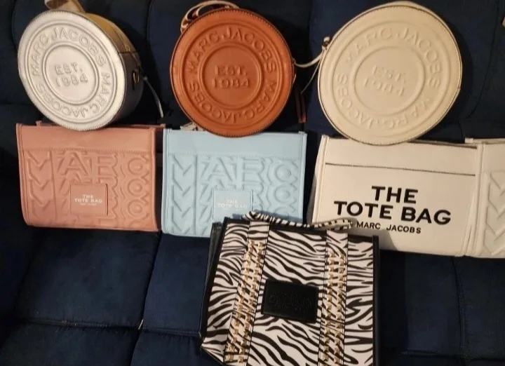 Marc Jacobs Designer Handbags - Purses image indicator(4)