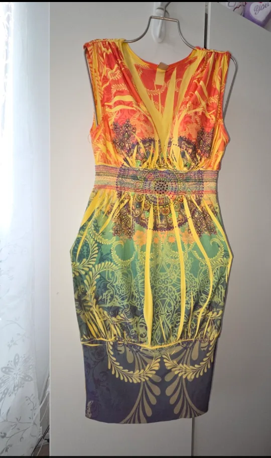 Colorful Sleeveless Dresses thumbnail