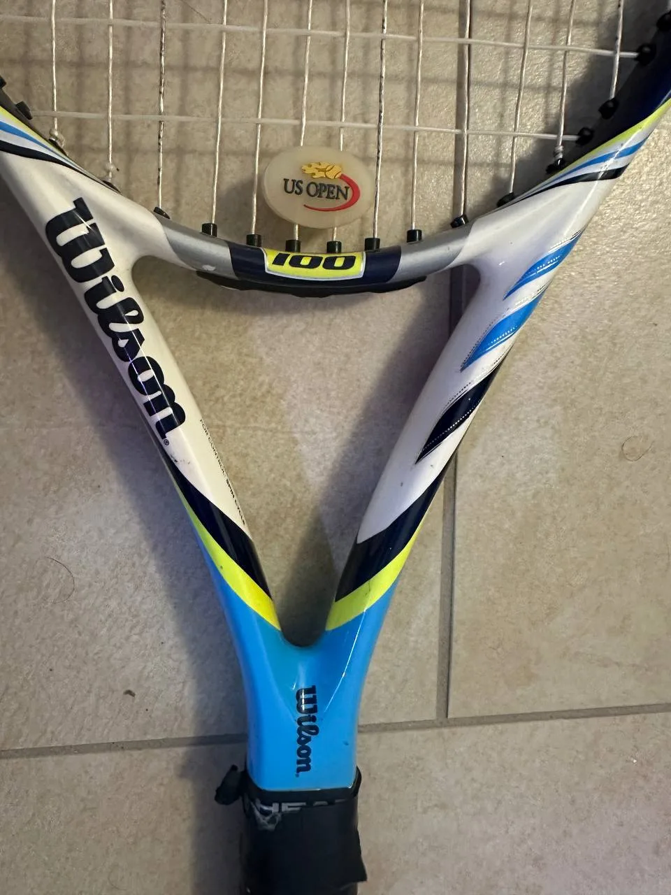 Wilson Juice 100 BLX Amplifeel Tennis Racquet thumbnail