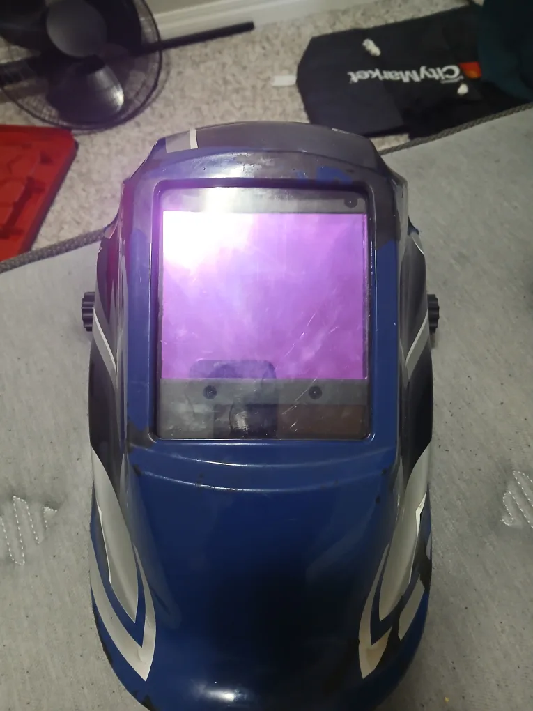 welding helmet thumbnail