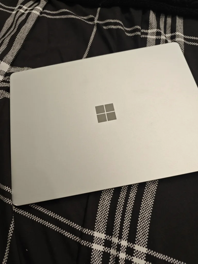 Microsoft Surface Laptop Go First Gen 16GB RAM Intel i5 thumbnail