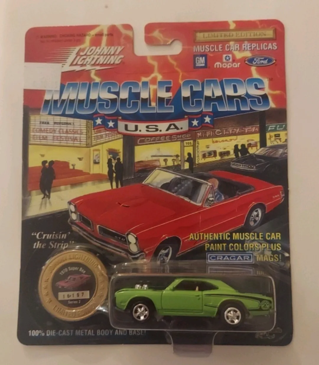 Johnny Lightning 1970 Super Bee Muscle Car Replica