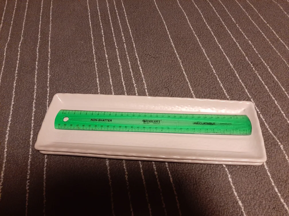 Two White Ceramic Rectangular Serving Dishes image indicator(3)