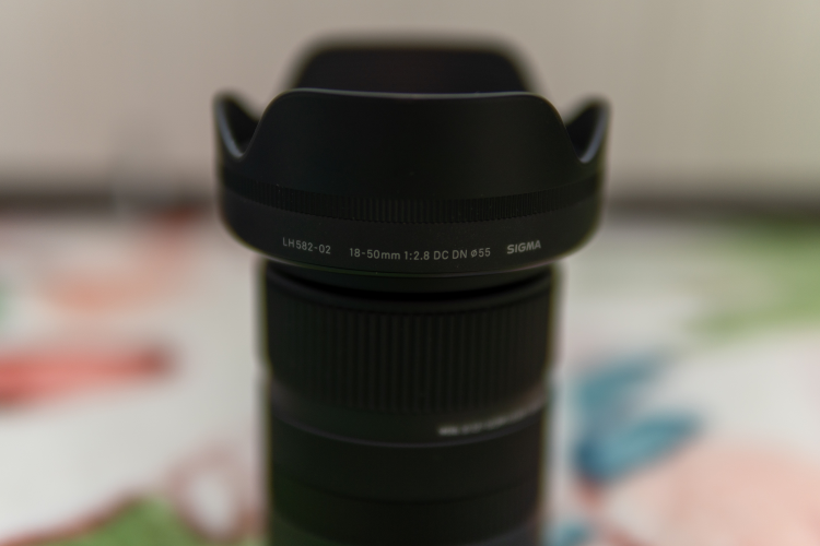 Sigma 18-50mm F2.8 DC DN C Lens Sony E mount with Neewer filters - photo 5