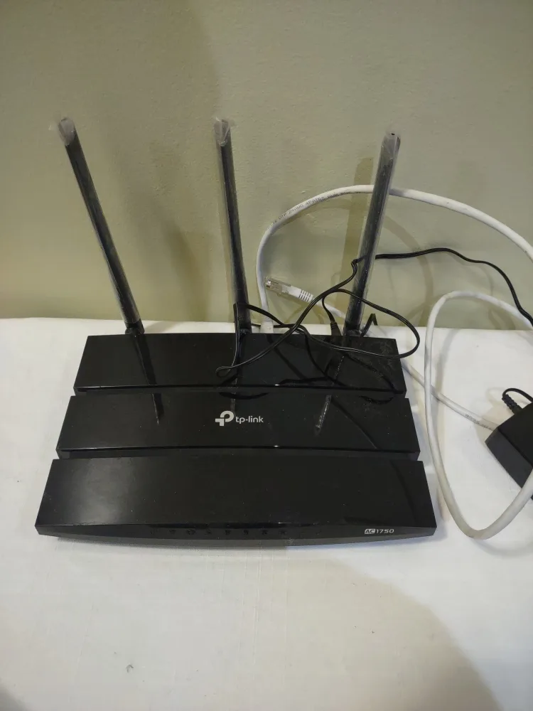 TP-Link AC1750 Wireless WiFi Router thumbnail