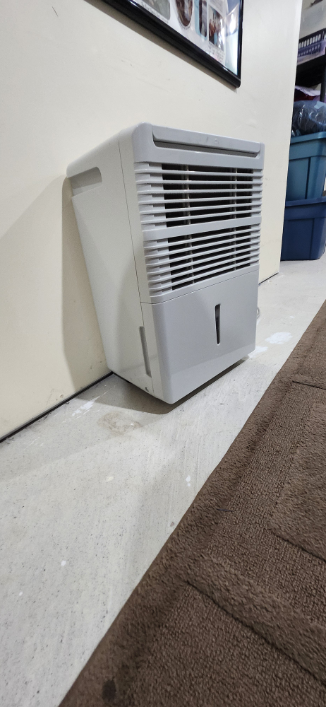 dehumidifier - photo 3
