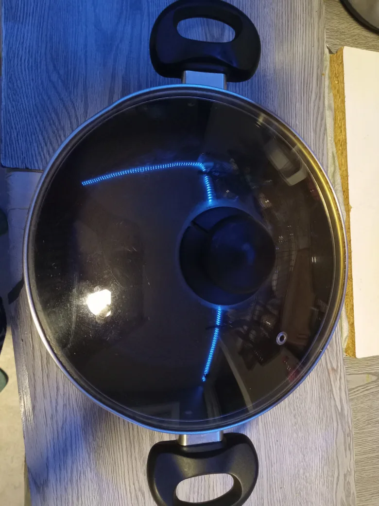 Red Pot with Lid thumbnail