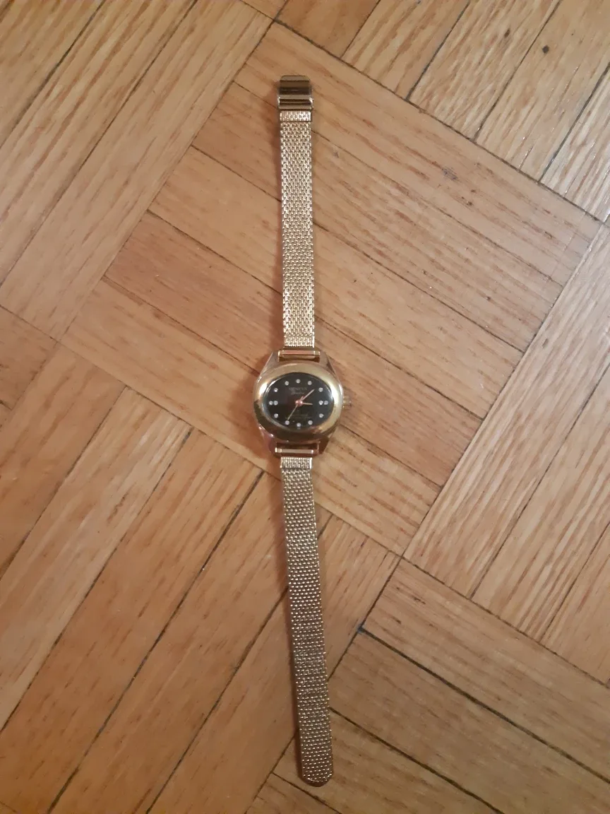 Geneva Quartz Gold Women's Watch 🇨🇦 thumbnail