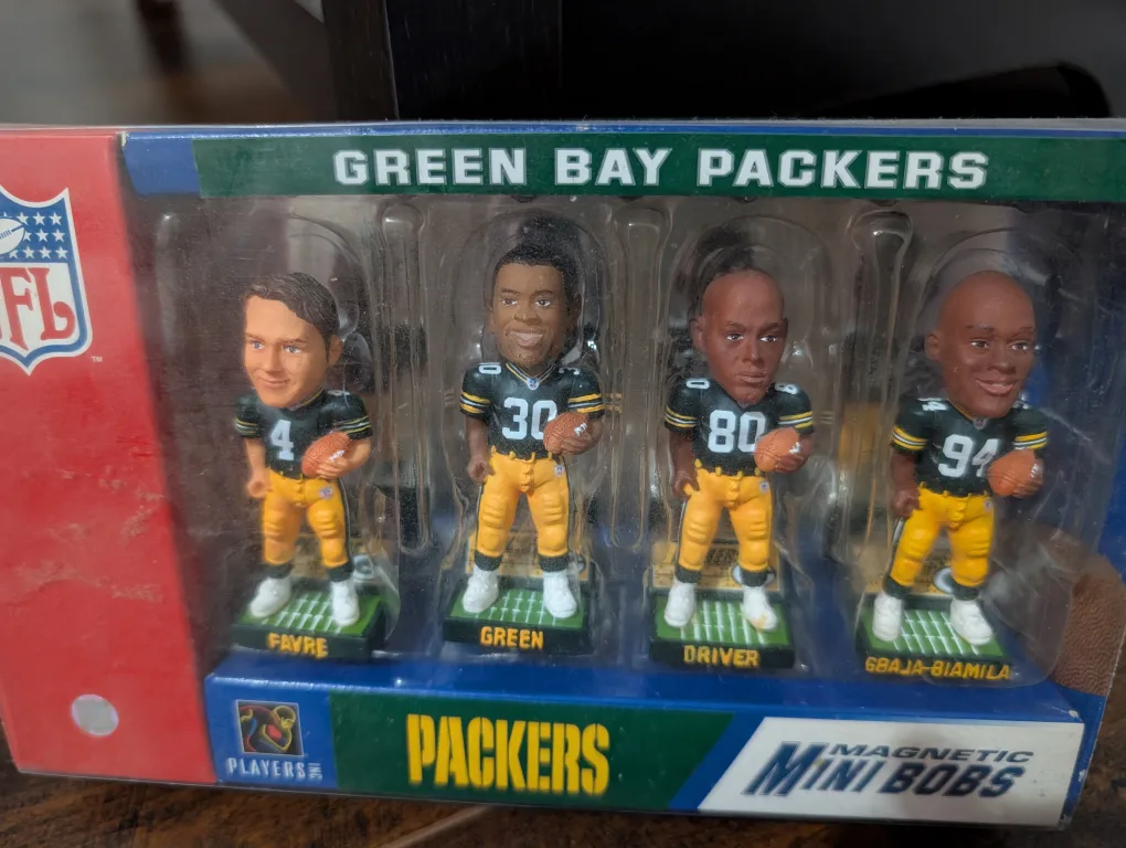 Green Bay Packers Magnetic Mini Bobs thumbnail