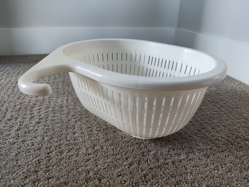 Colander / Strainer - White Oval with Hanging Hook