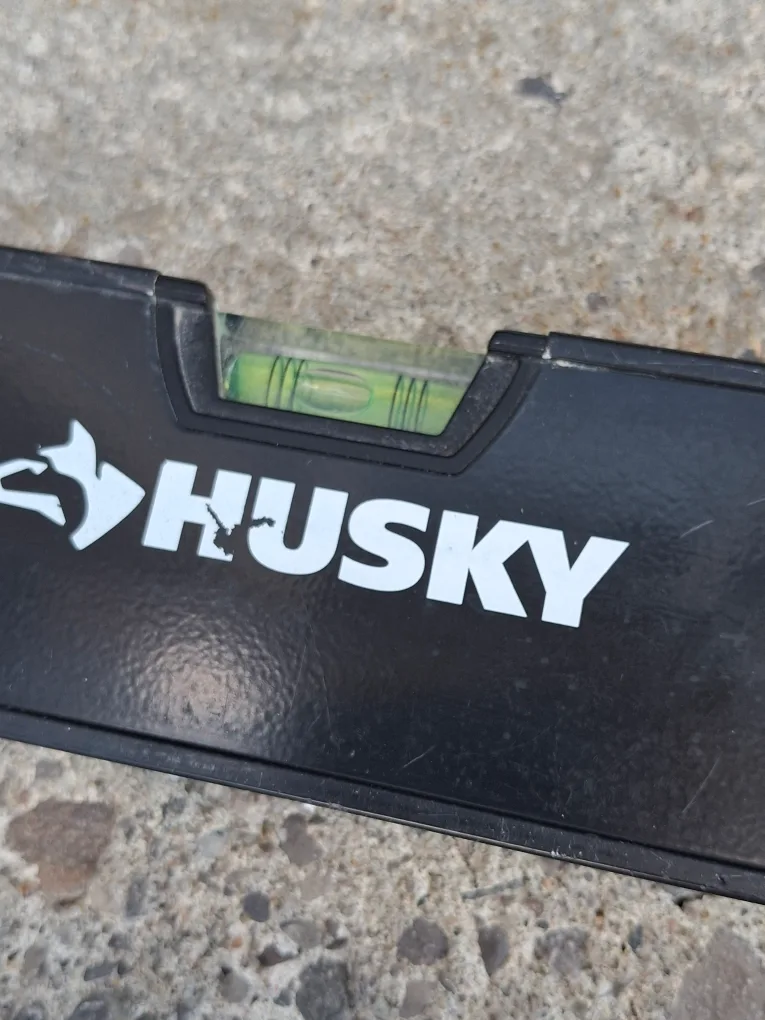 Husky 48in/120cm Level thumbnail