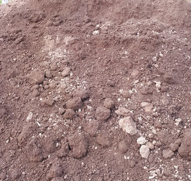 Free soil (garden cleanfill) thumbnail
