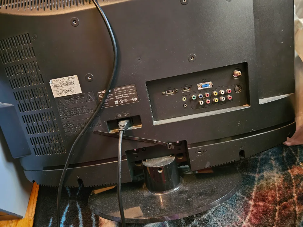 27' Insignia TV image indicator(2)