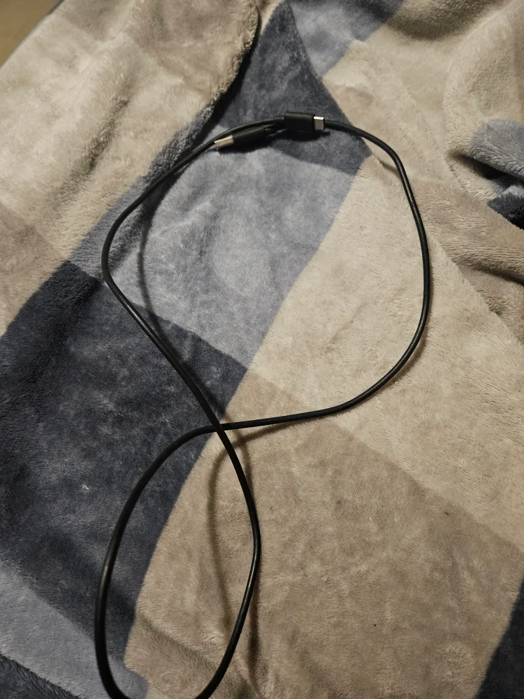 Assorted USB Cables thumbnail