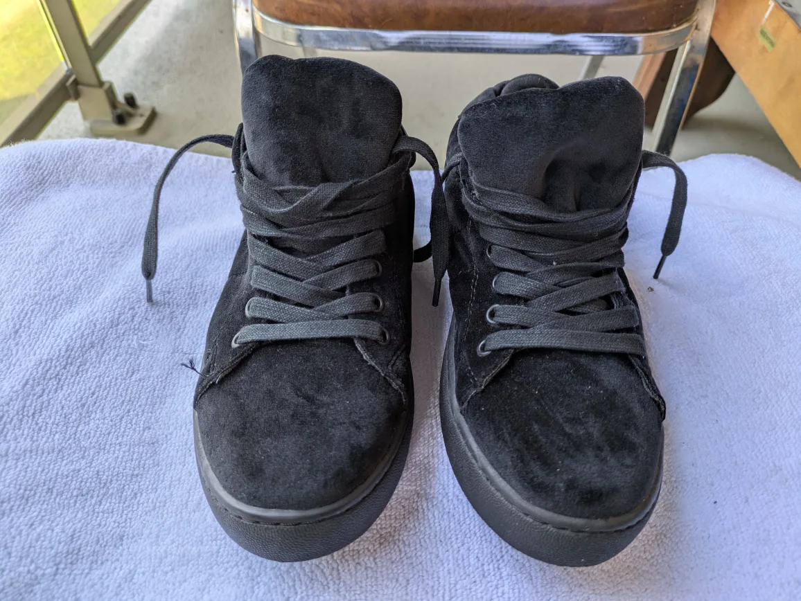Black Suede High-Top Sneakers - Size 37 thumbnail