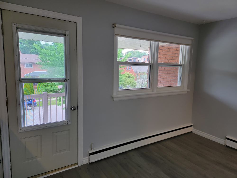 large unit 2BD for rent - photo 3