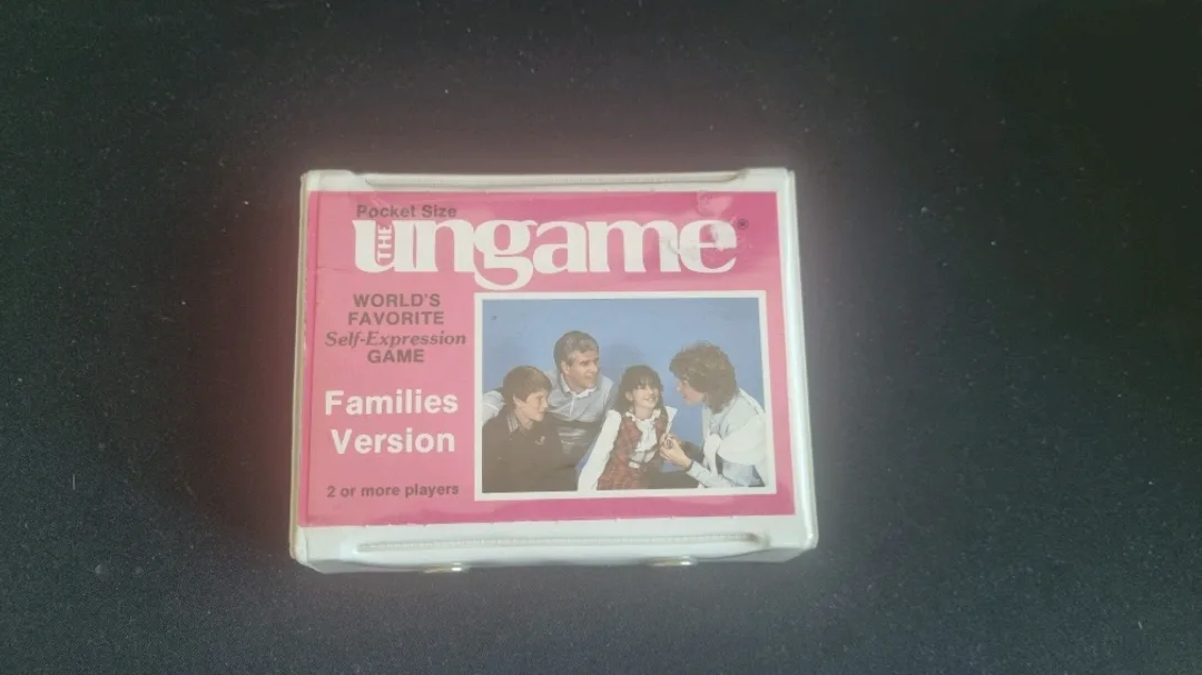Vintage Ungame Families Version thumbnail