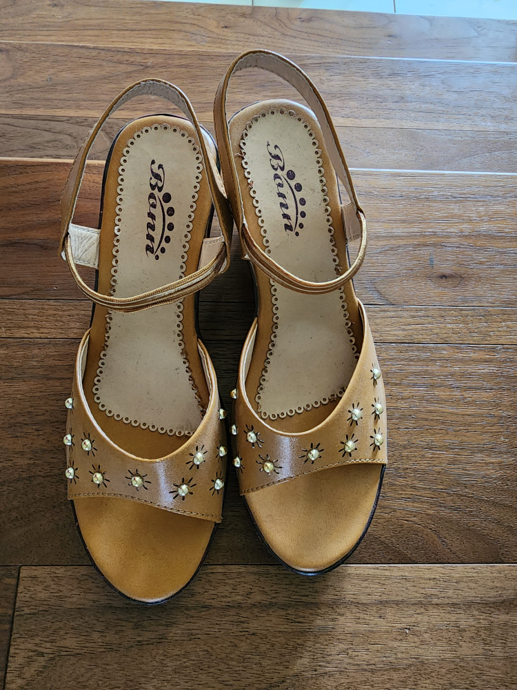 Bonn Women's Sandals - Size 40 - photo 2