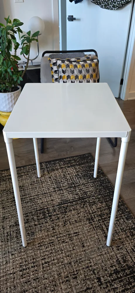 IKEA FEJAN White Indoor/Outdoor Table thumbnail