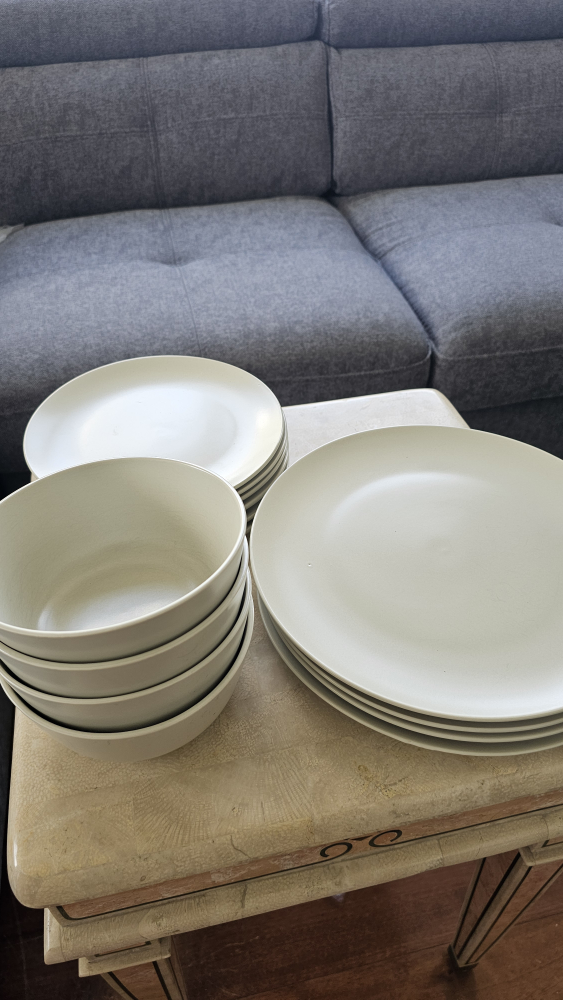 Dinnerware Set - Plates & Bowls - photo 2