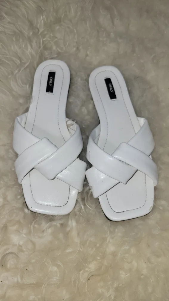 Like New Bonded Leather White Sandals - Size 7 to 7.5 thumbnail