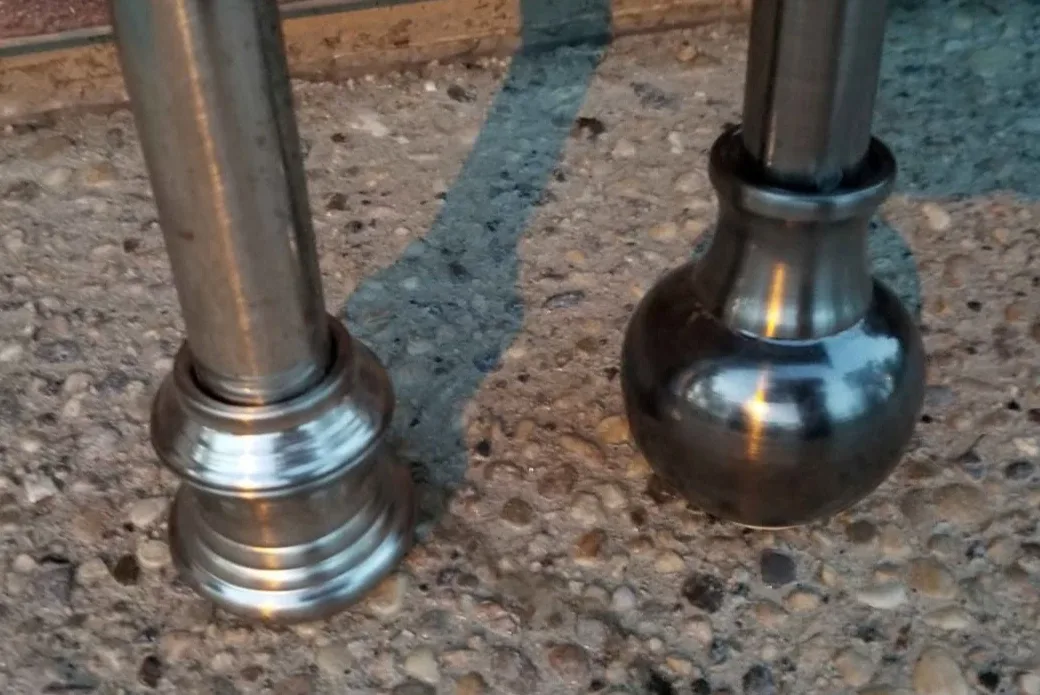 TWO METAL CURTAIN RODS!! image indicator(6)